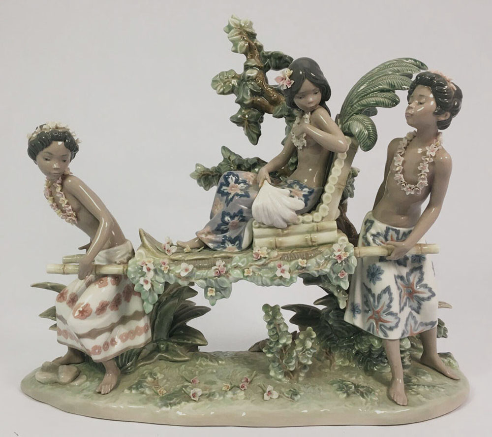 Lladro Hawaiian Festival Figurine 1496 - Antique & Collectible 